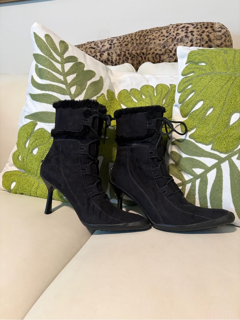 Black Women's Suede Lace-Up Ankle Boots with Faux Fur Trim AK Anne Klein